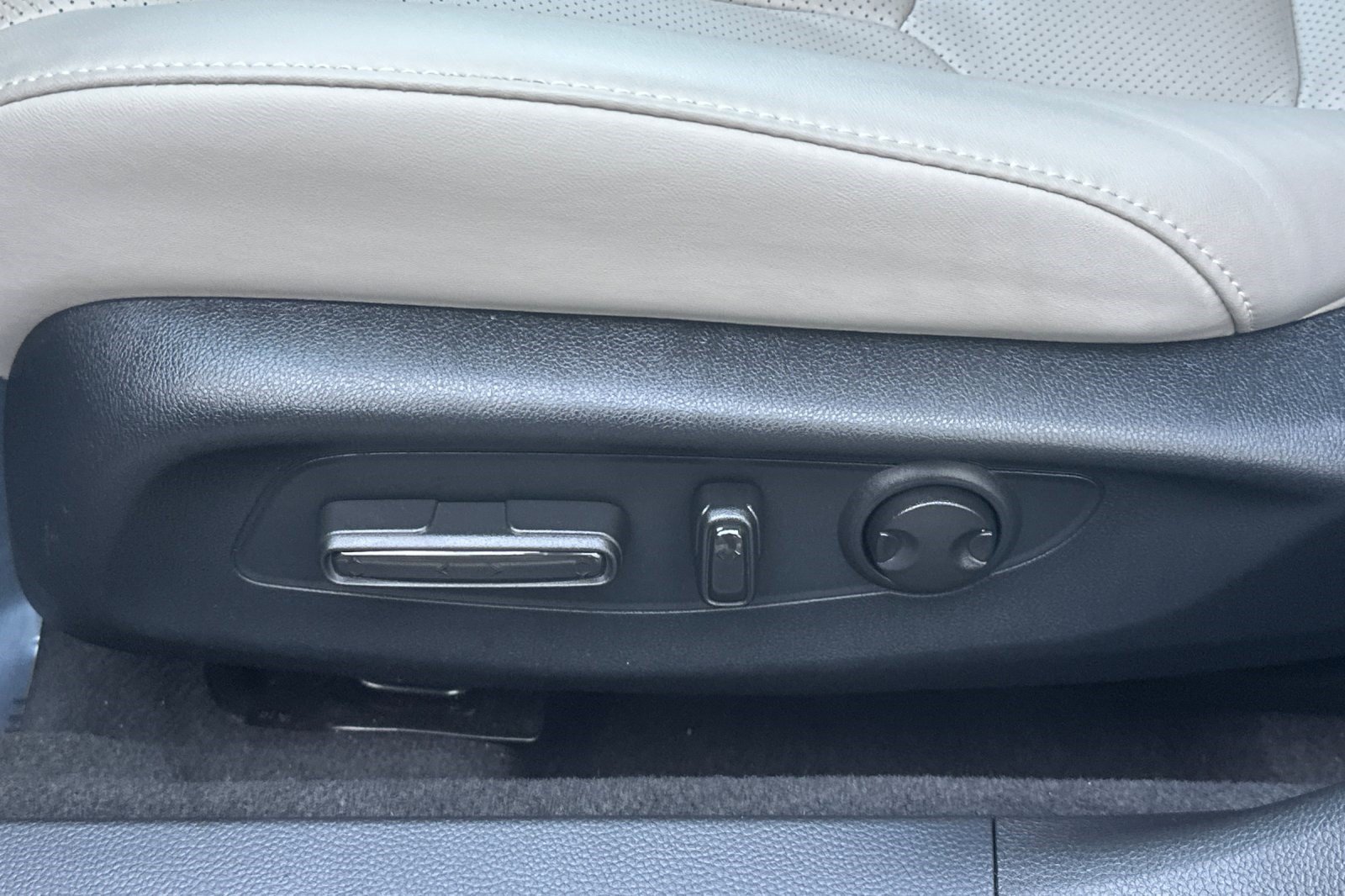 Used 2025 Honda Accord Touring image 15