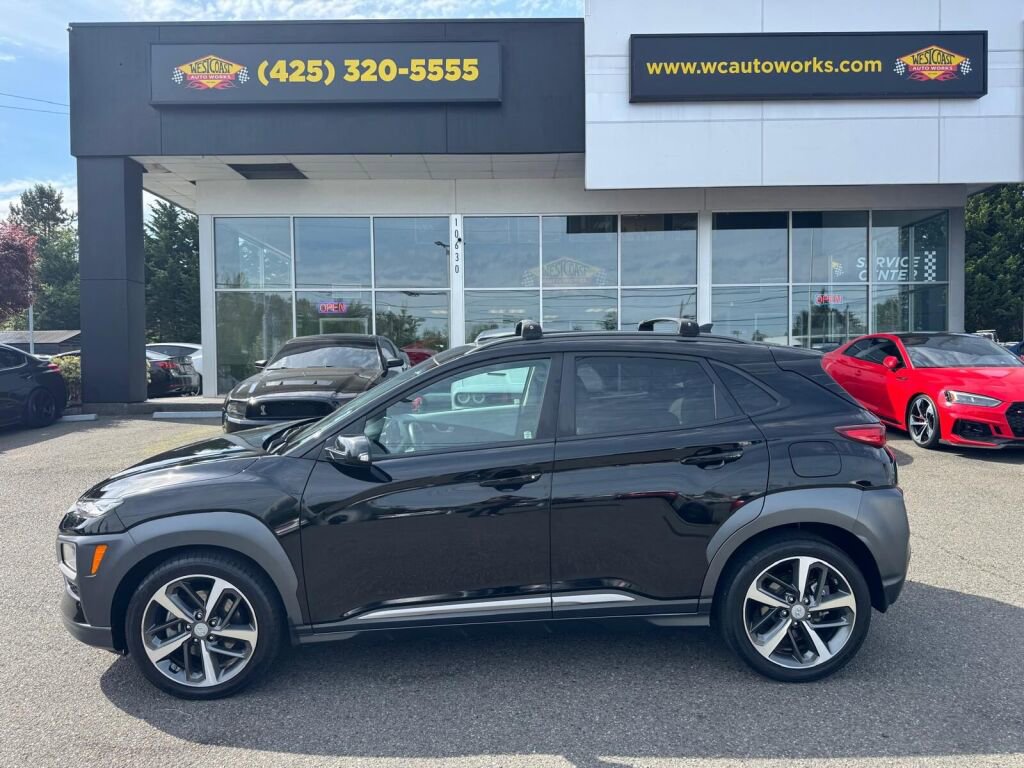 Used 2021 Hyundai Kona Limited AWD/4WD image 2