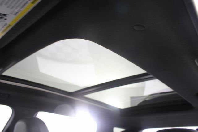 New 2026 GMC Terrain AT4 w/ Convenience Package III image 11