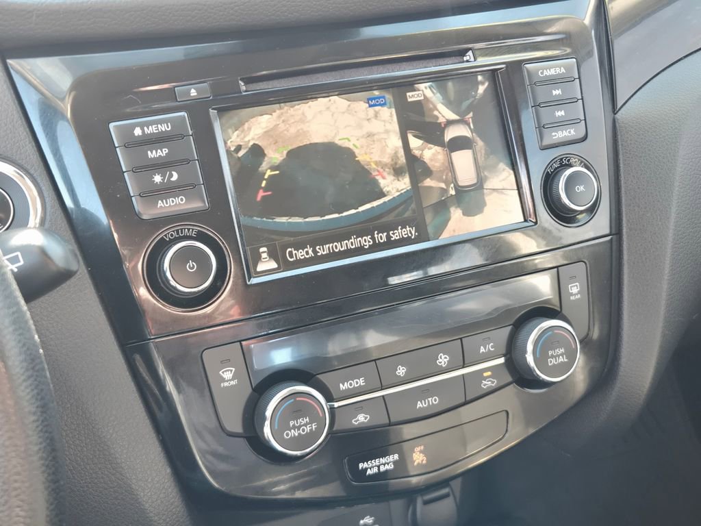 Used 2022 Nissan Rogue Sport SL image 18