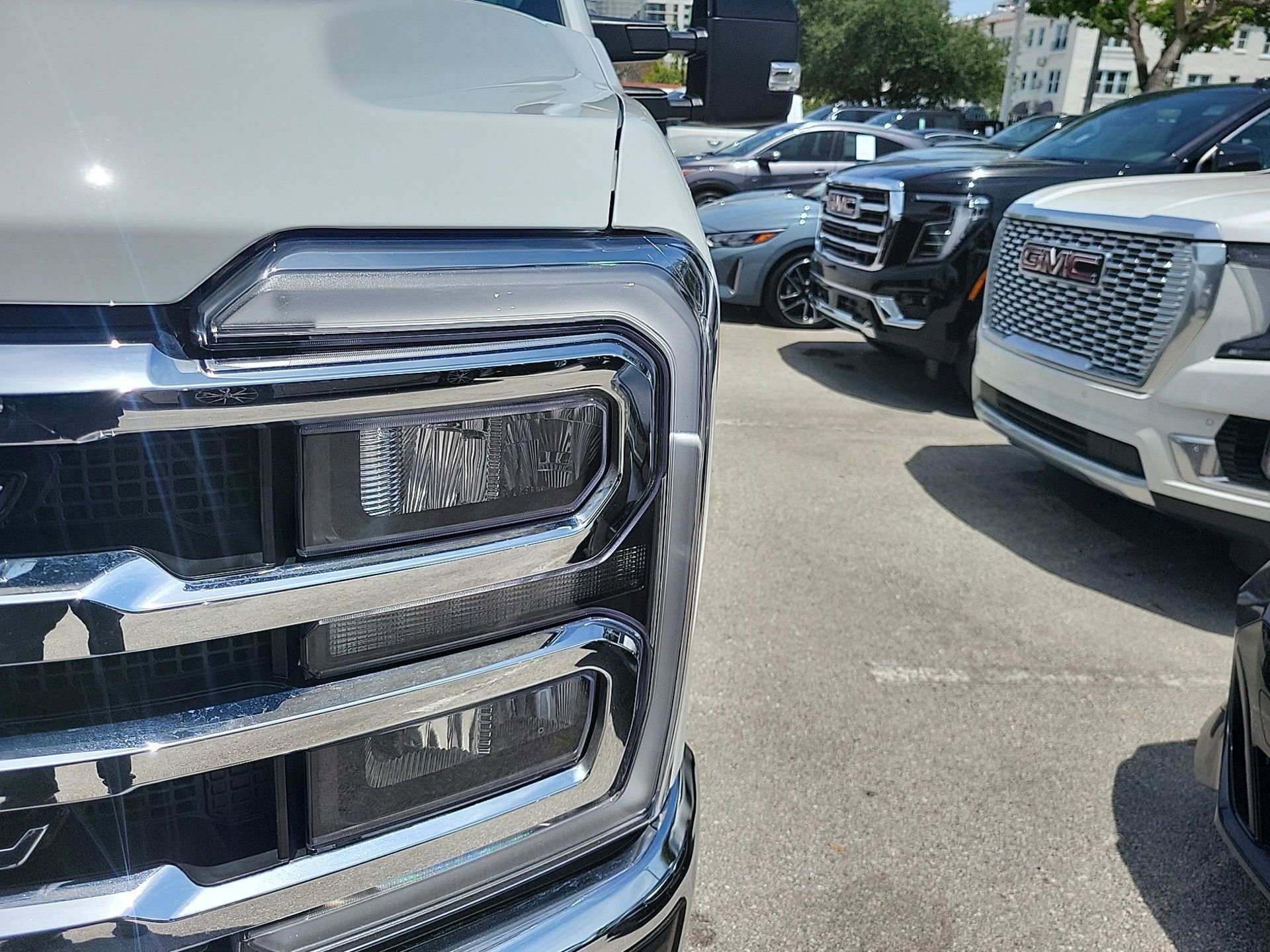 Used 2026 Ford F250 Lariat AWD/4WD image 6