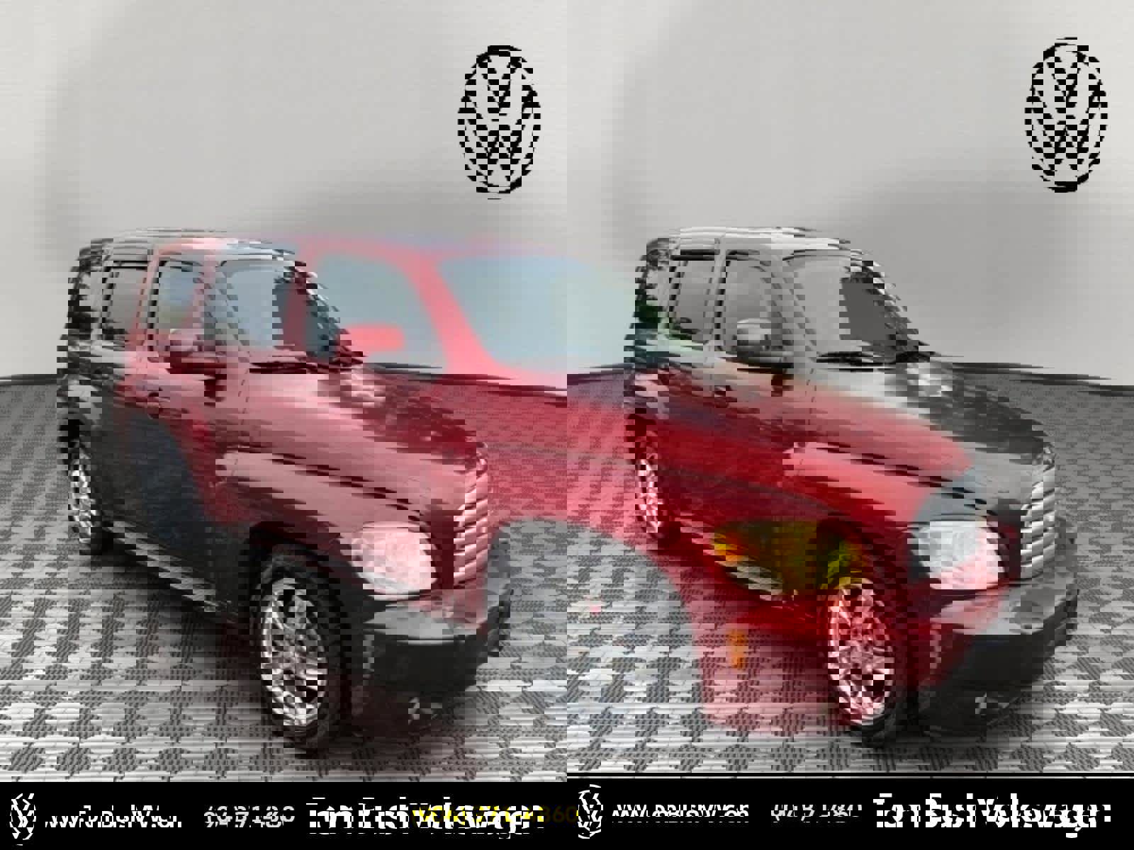 Used 2008 Chevrolet HHR LT w/ Sun and Fun Edtion Package image 1