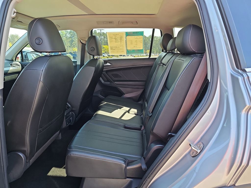 Used 2022 Volkswagen Tiguan SE image 18