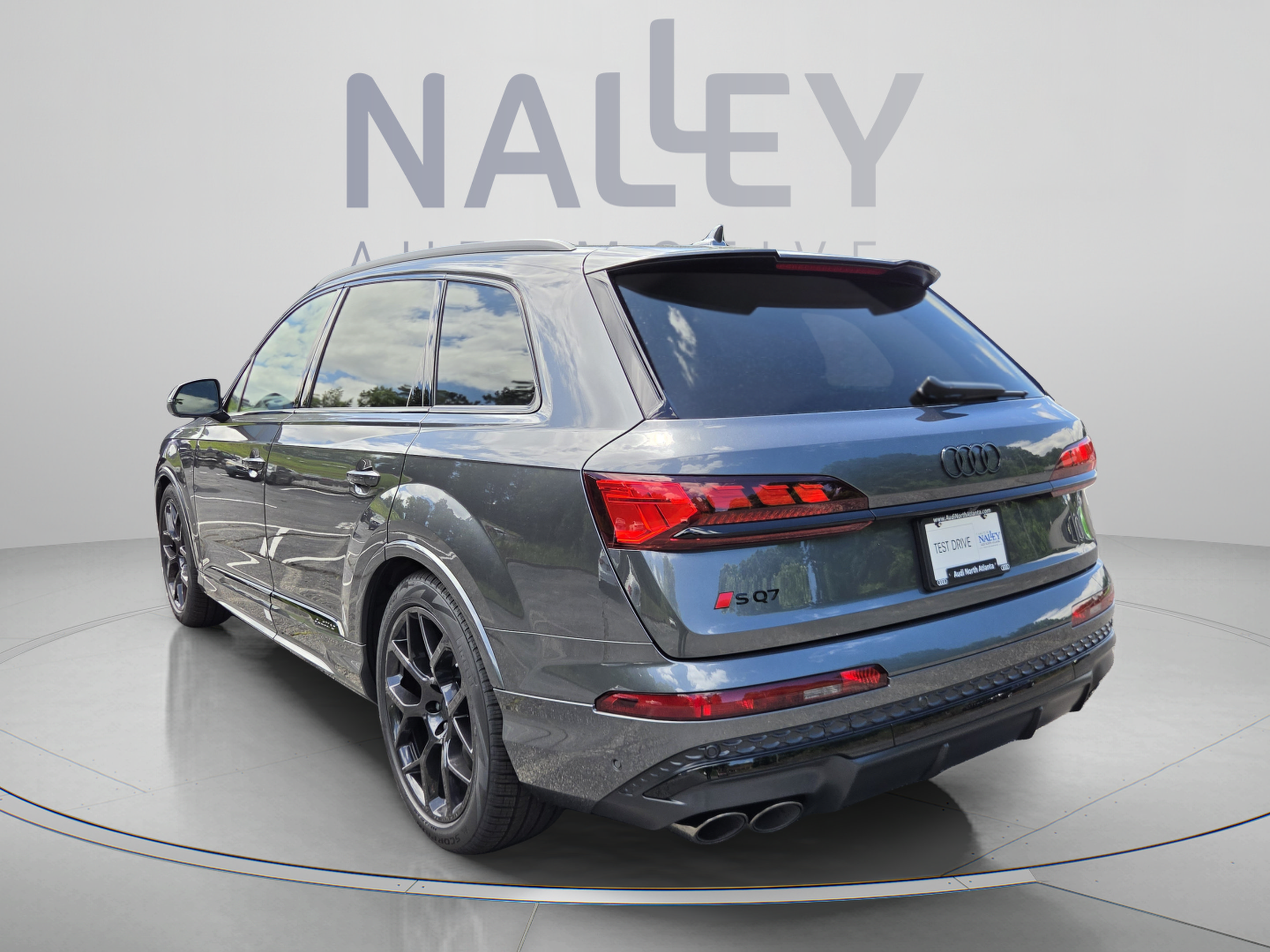 New 2026 Audi SQ7 Prestige AWD/4WD image 3