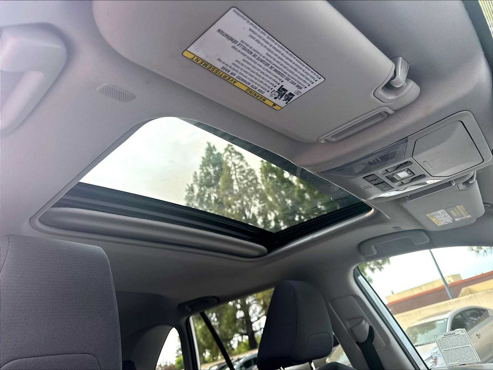 Used 2023 Toyota RAV4 XLE w/ Convenience Package FWD image 23