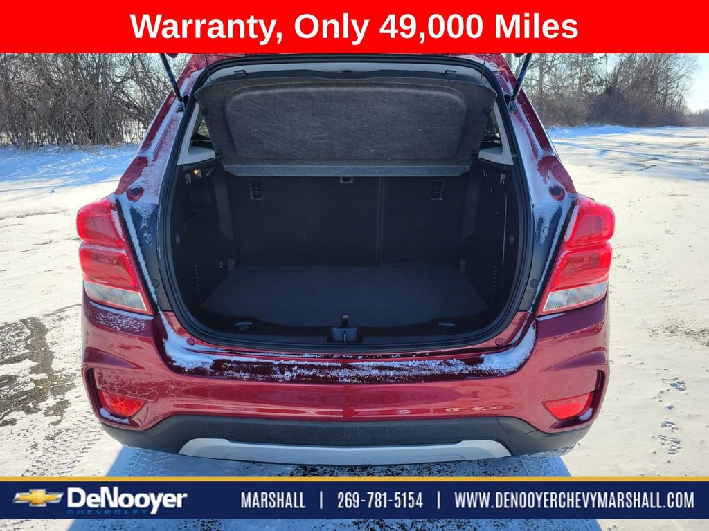 Used 2019 Chevrolet Trax LT w/ LT Convenience Package image 24