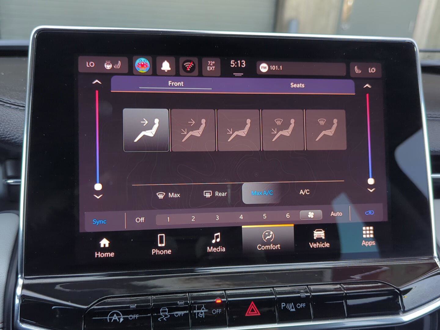 Used 2022 Jeep Compass Limited w/ Sun and Sound Group image 21