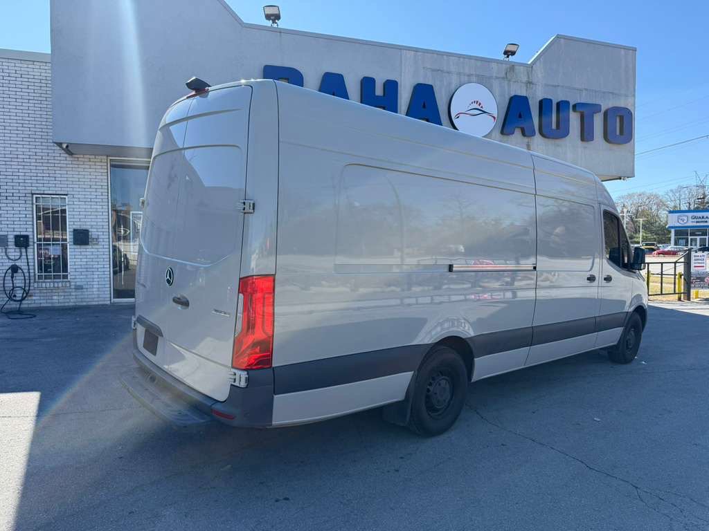 Used 2023 Mercedes-Benz Sprinter 2500 image 5
