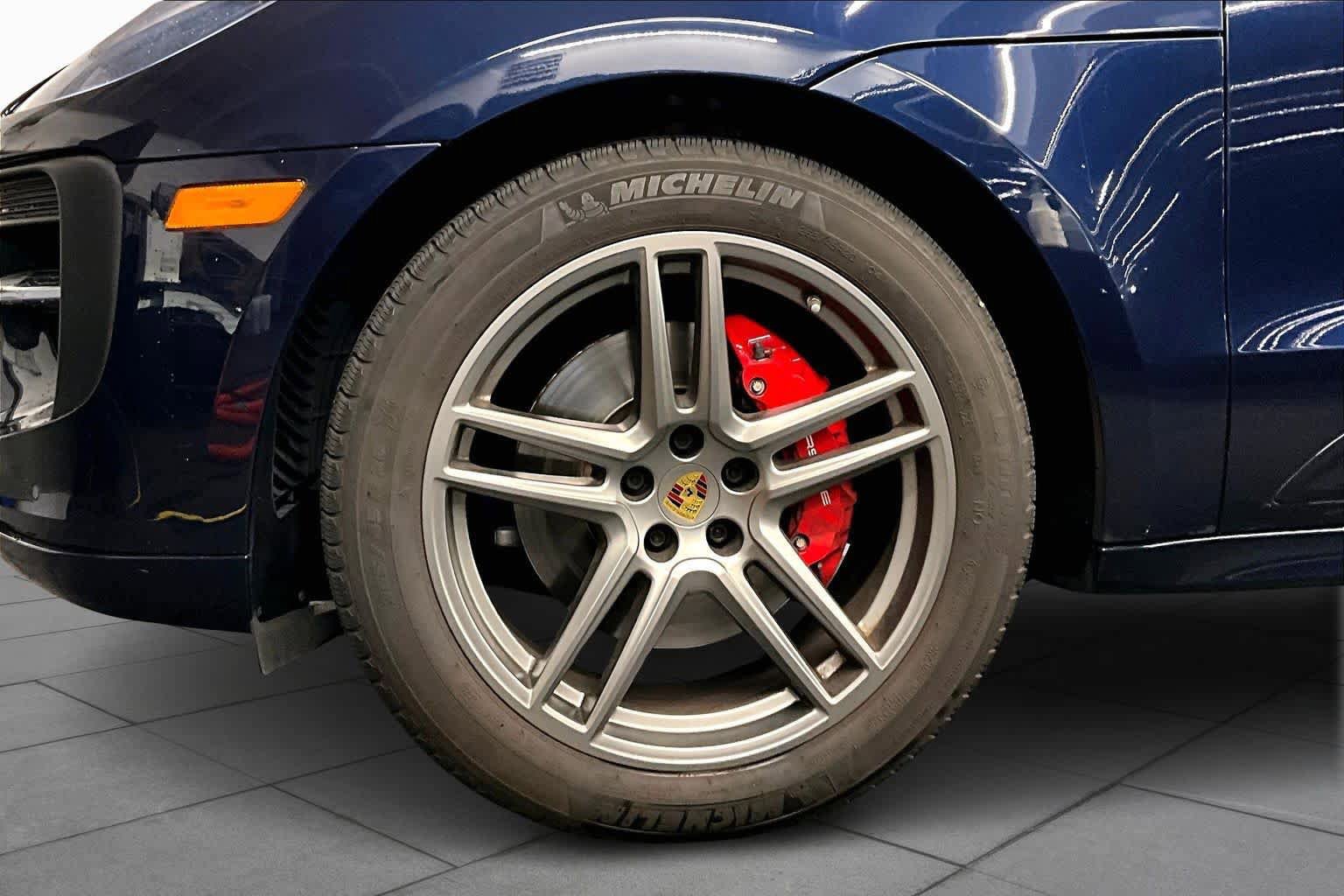 Used 2021 Porsche Macan GTS image 9