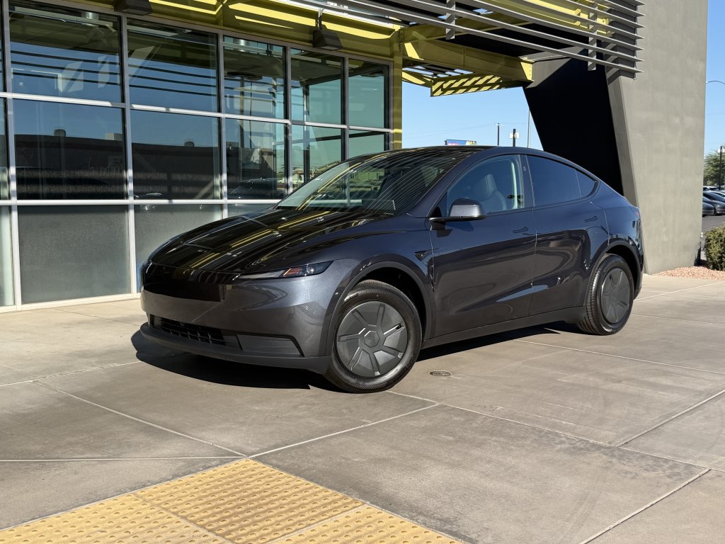 Used 2026 Tesla Model Y 2WD