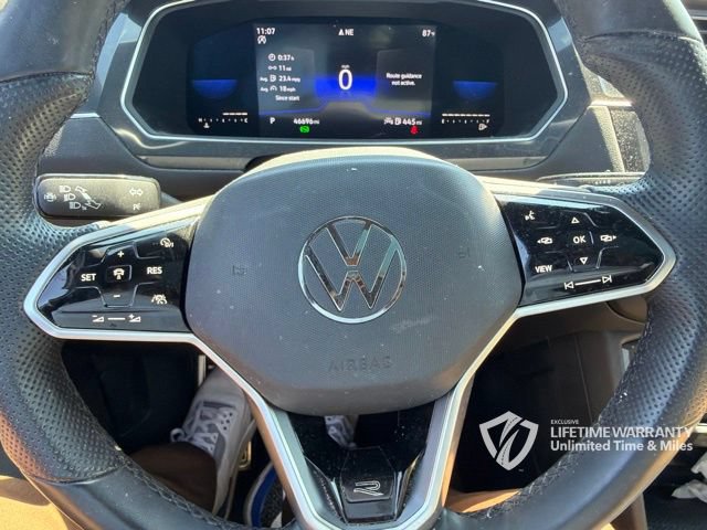 Used 2022 Volkswagen Tiguan SE R-Line FWD image 9