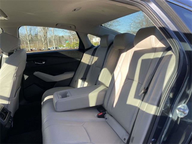 Used 2023 Honda Accord EX-L image 16