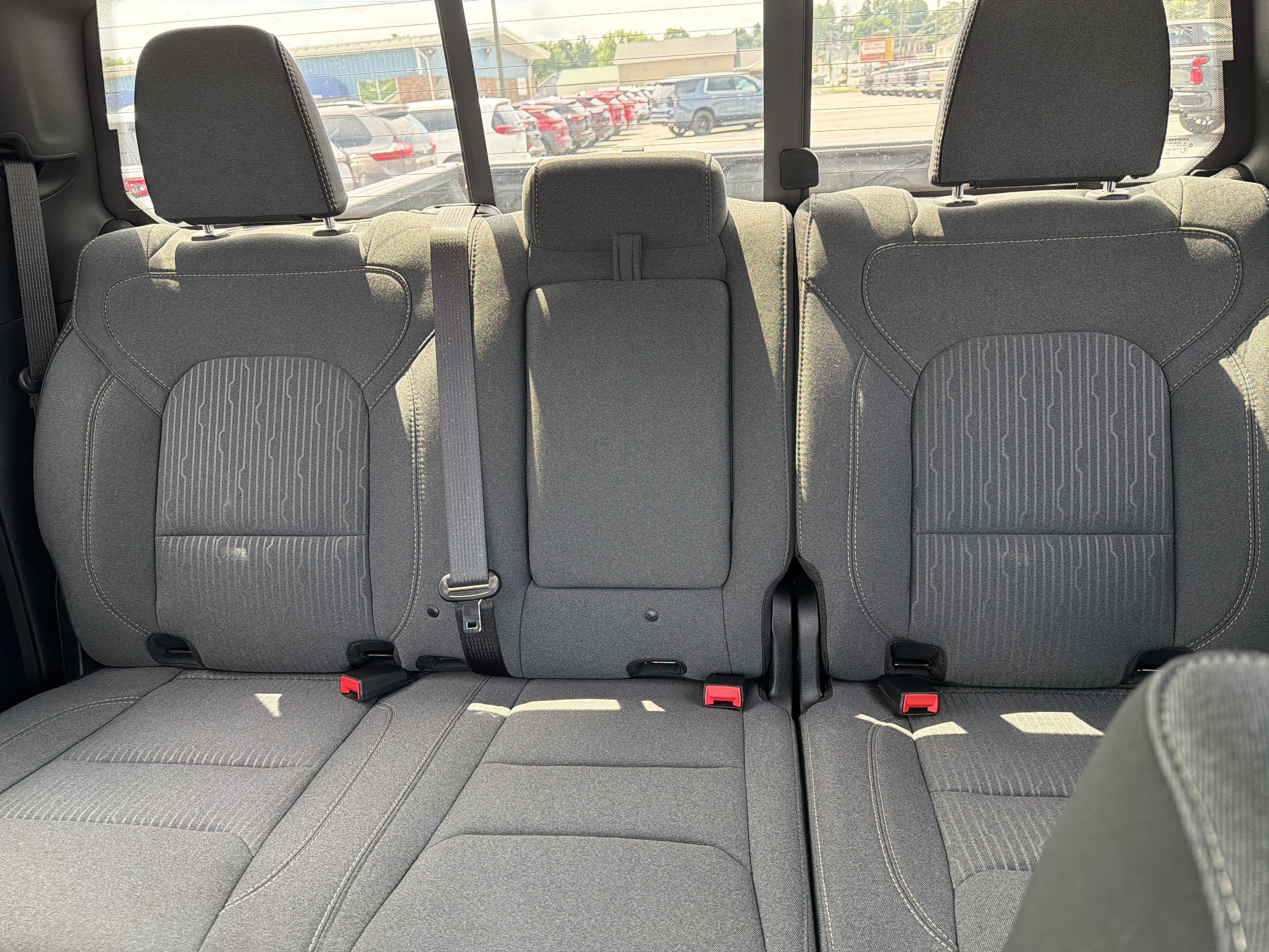 Used 2023 RAM 1500 Big Horn AWD/4WD image 25
