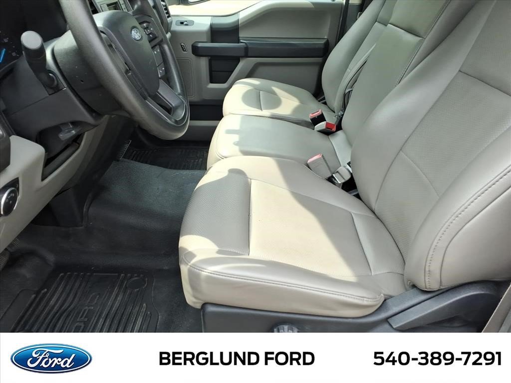 Used 2019 Ford F550 2WD Regular Cab Super Duty image 12