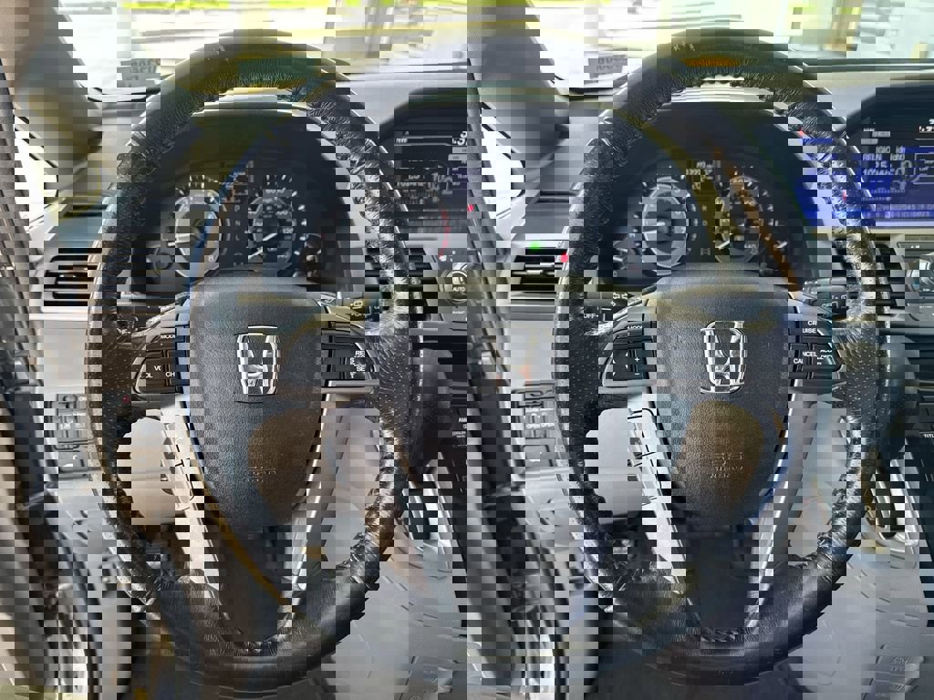 Used 2012 Honda Odyssey EX-L image 8