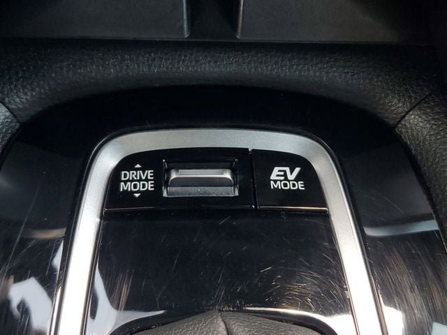 Used 2024 Toyota Corolla Cross AWD Hybrid w/ Convenience Package image 32
