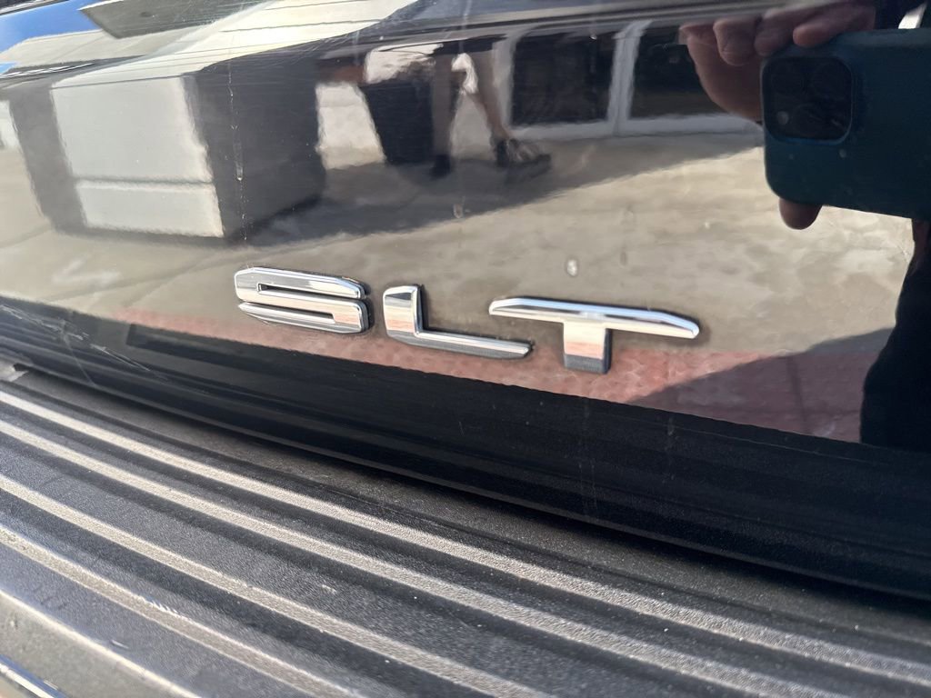 Used 2024 GMC Yukon SLT image 9