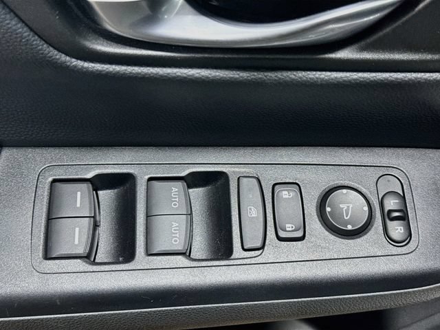 Used 2024 Honda CR-V EX image 11