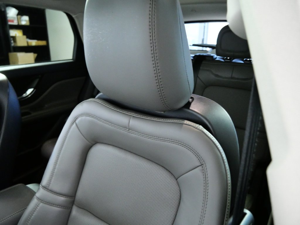 Certified 2023 Lincoln Corsair AWD w/ Equipment Group 101A image 16