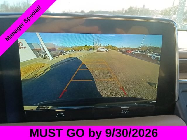 Used 2024 Chevrolet Suburban Premier RWD image 19