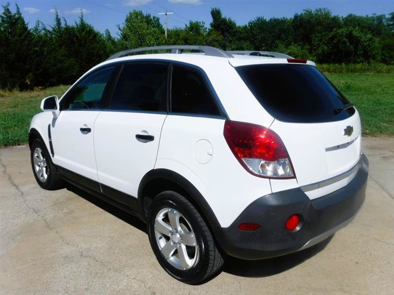 Used 2012 Chevrolet Captiva Sport LS FWD image 12