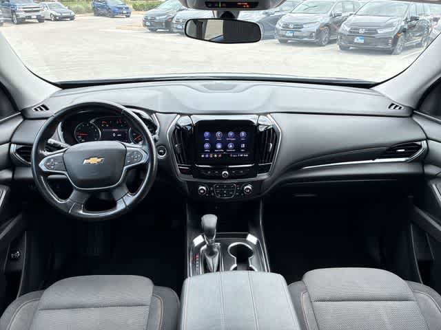 Used 2021 Chevrolet Traverse LT FWD image 16