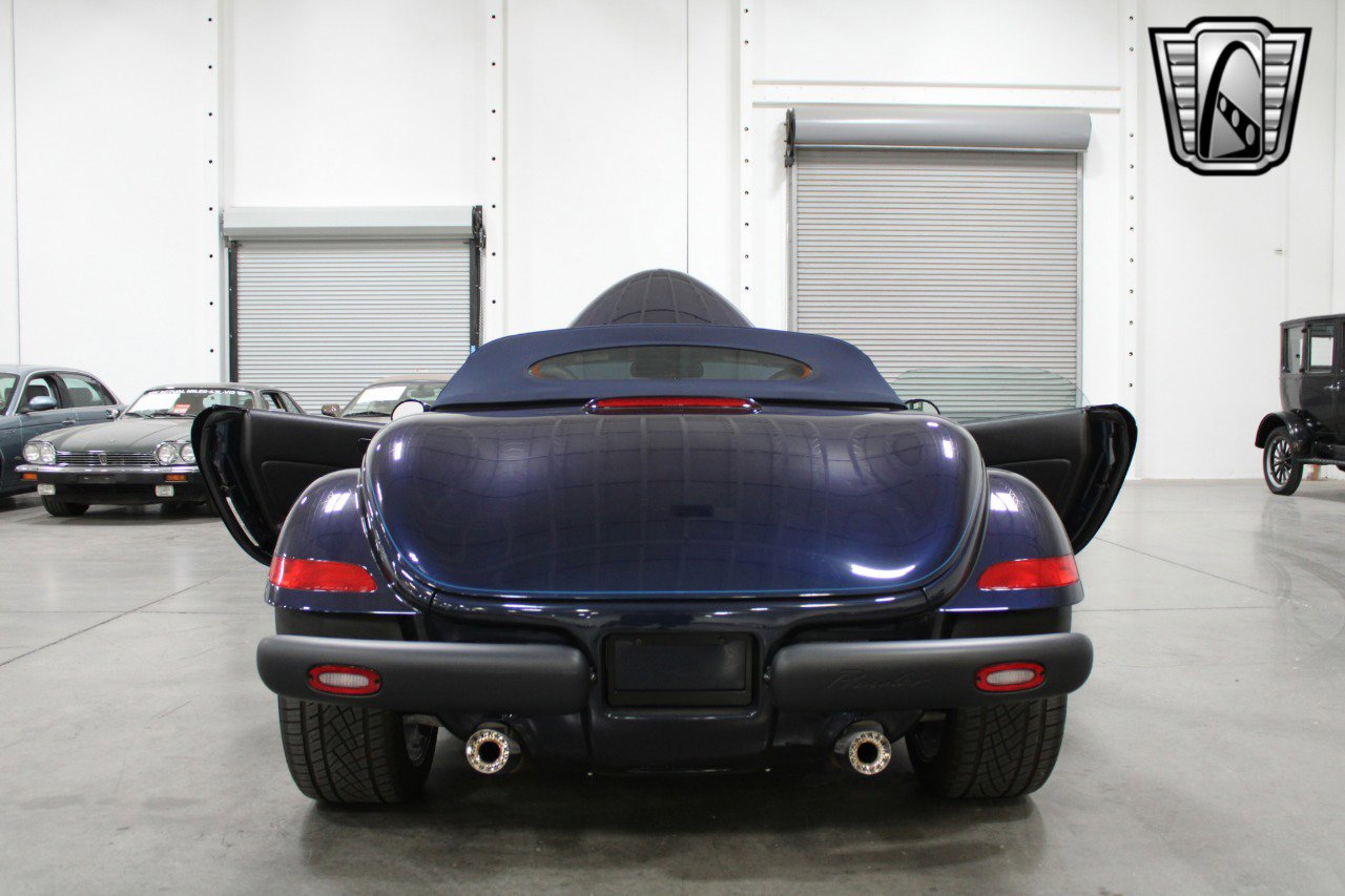 Used 2001 Chrysler Prowler image 8