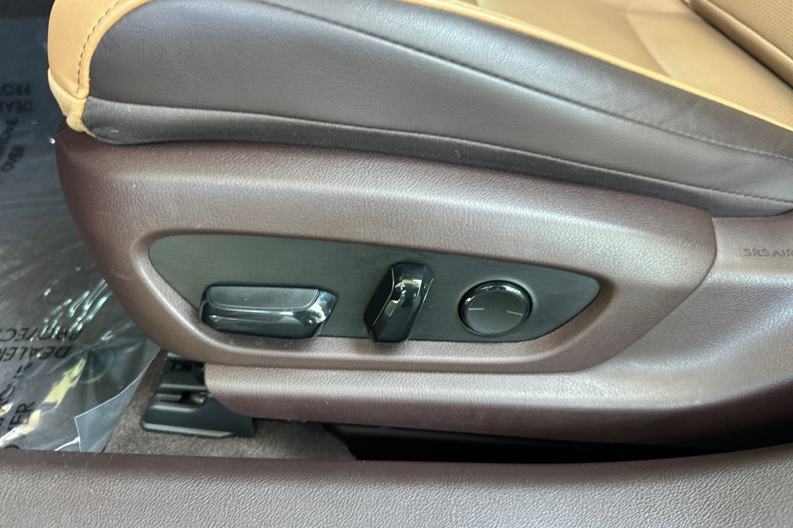 Used 2020 Lexus ES 300h w/ Premium Package FWD image 13