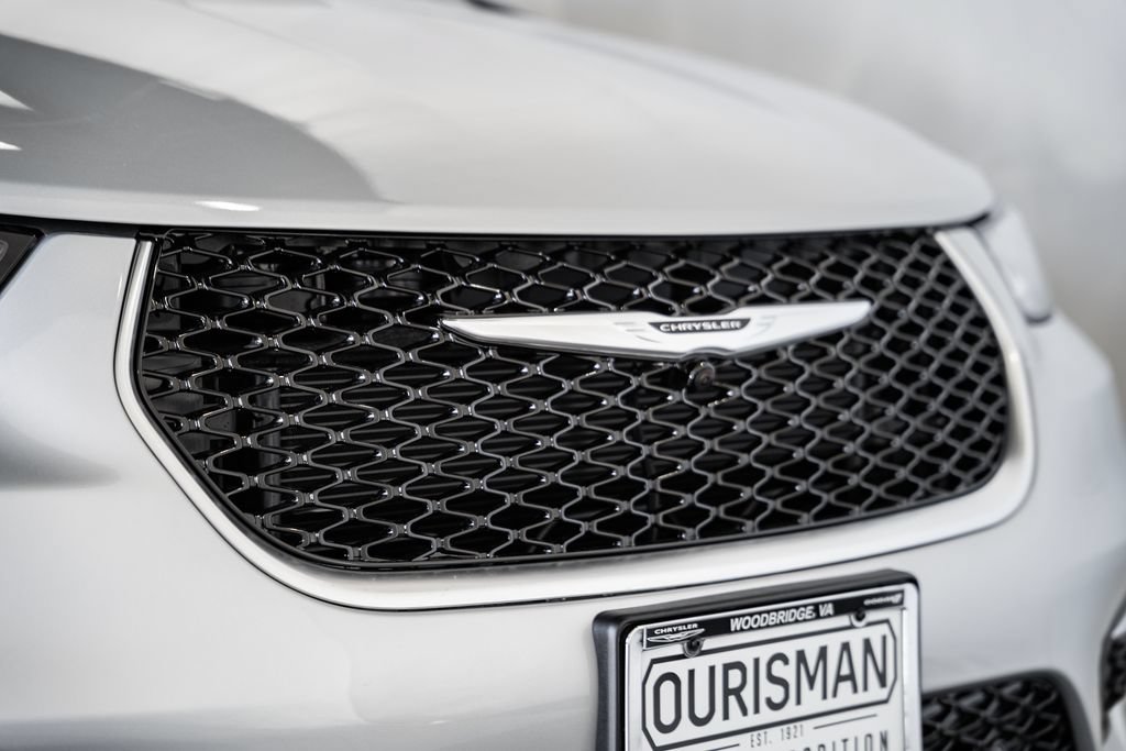 New 2026 Chrysler Pacifica Pinnacle FWD image 10