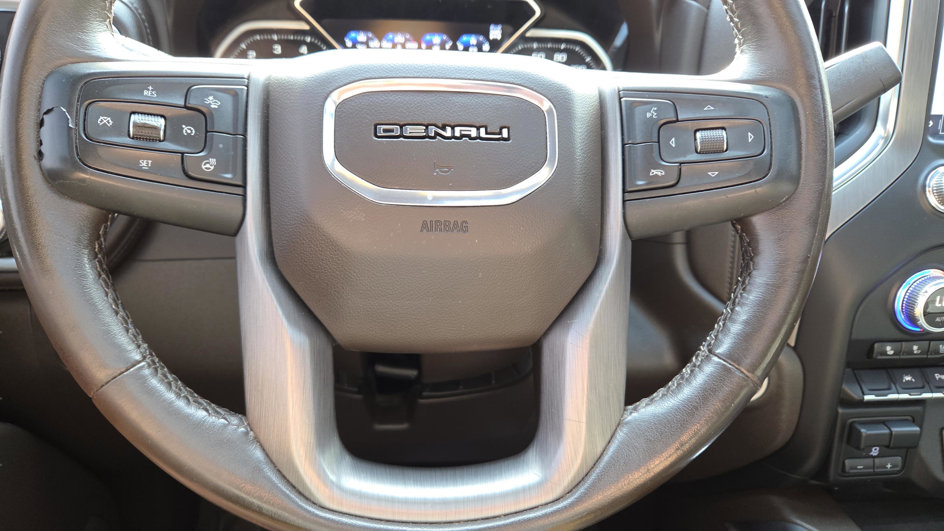 Used 2022 GMC Sierra 1500 Denali w/ Denali Reserve Package AWD/4WD image 26