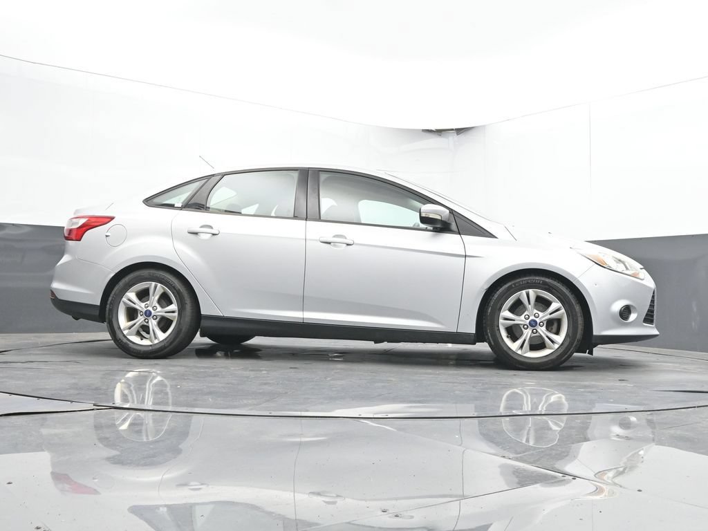 Used 2014 Ford Focus SE FWD image 38