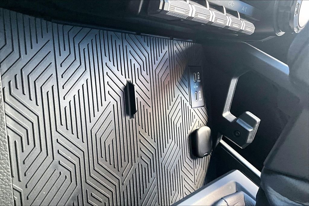 Certified 2025 Toyota Tacoma SR image 13