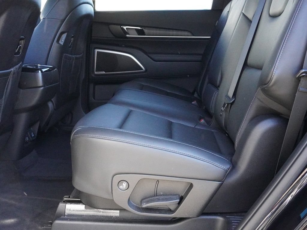 Used 2024 Kia Telluride EX X-Line AWD/4WD image 32