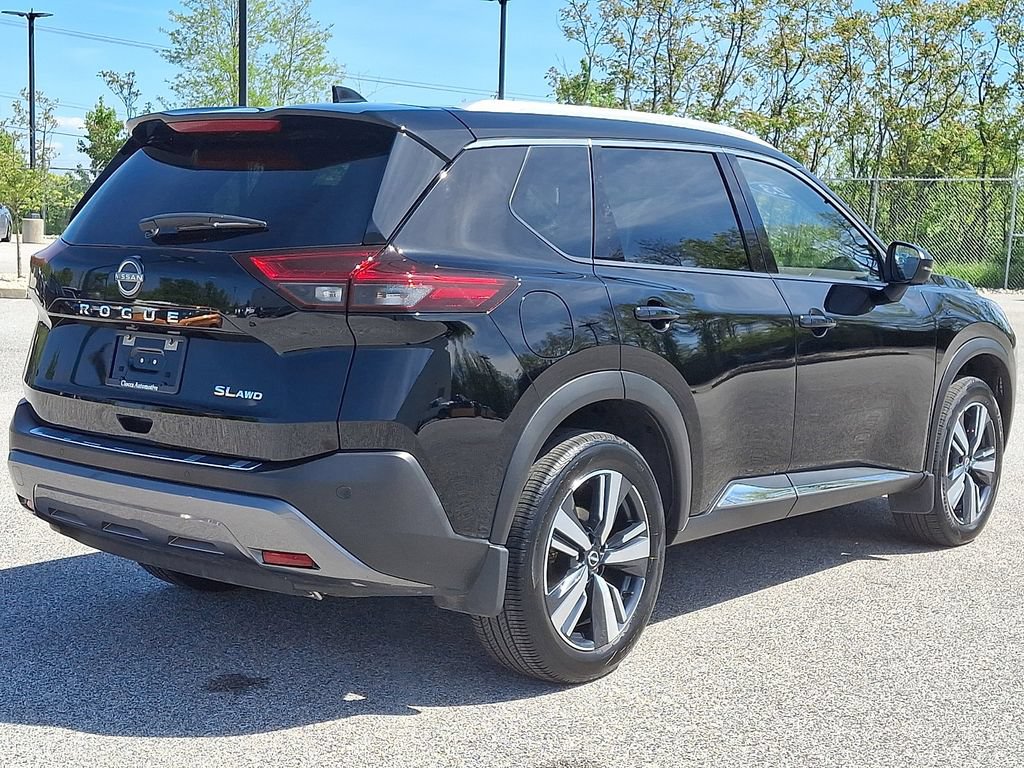 Used 2023 Nissan Rogue SL AWD/4WD image 6