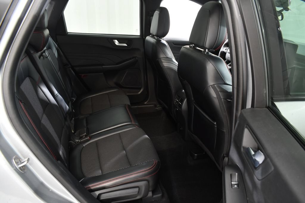 Used 2024 Ford Escape ST-Line w/ Tech Pack #1 AWD/4WD image 19