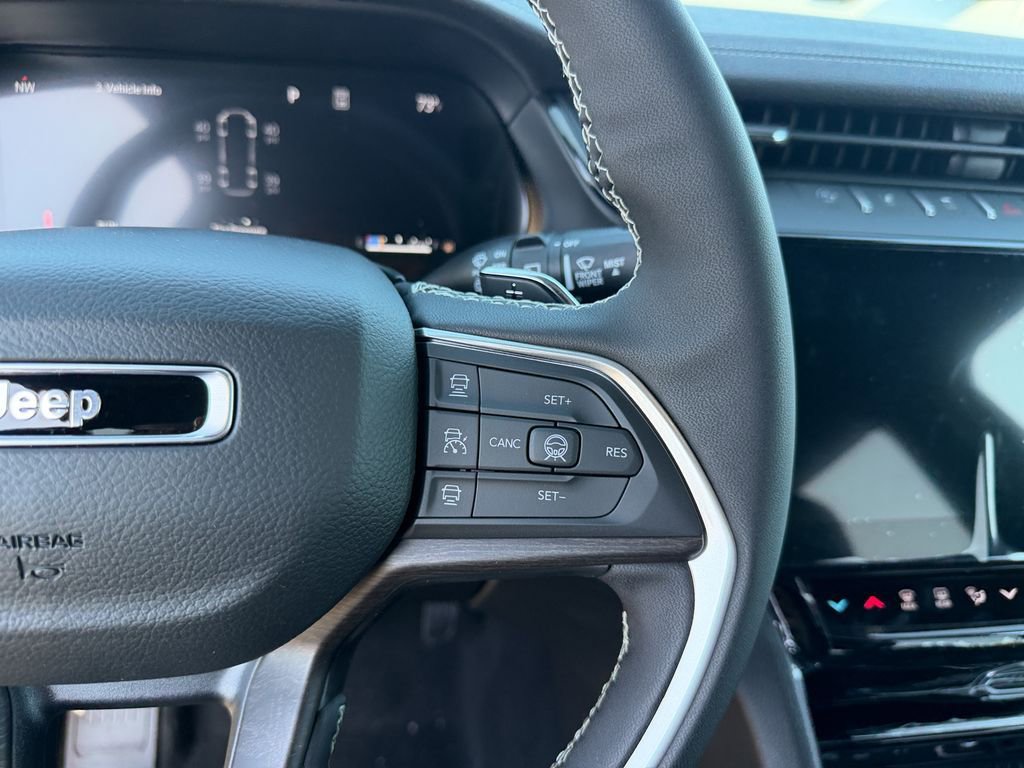 New 2026 Jeep Grand Cherokee L 4WD image 15