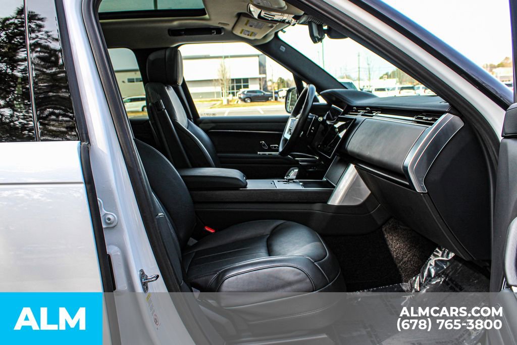 Used 2024 Land Rover Range Rover SE image 20