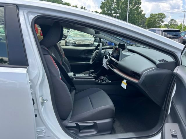 New 2026 Toyota Prius Plug-In Hybrid FWD image 15