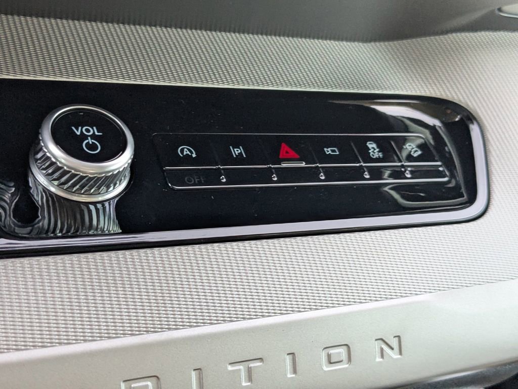 New 2025 Ford Expedition Max Active AWD/4WD image 26