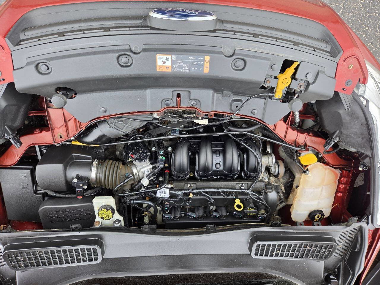 Used 2015 Ford Escape S FWD image 9