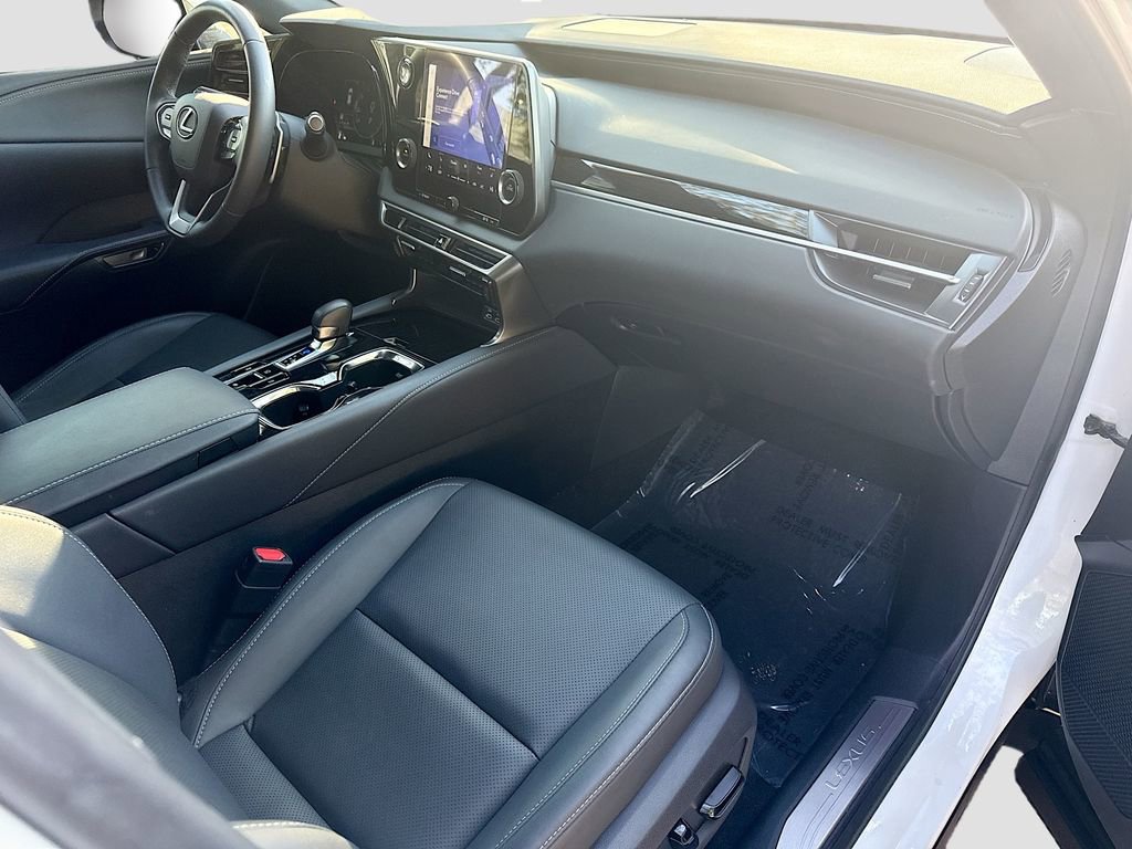 Used 2024 Lexus RX 350 FWD w/ Technology Package image 14