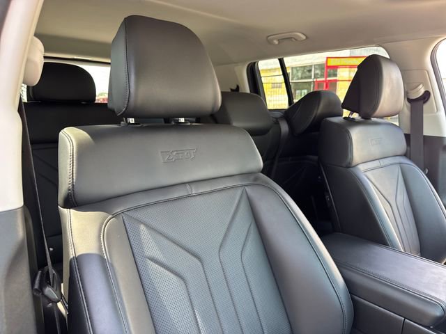 Used 2025 Hyundai Santa Fe XRT AWD/4WD image 28