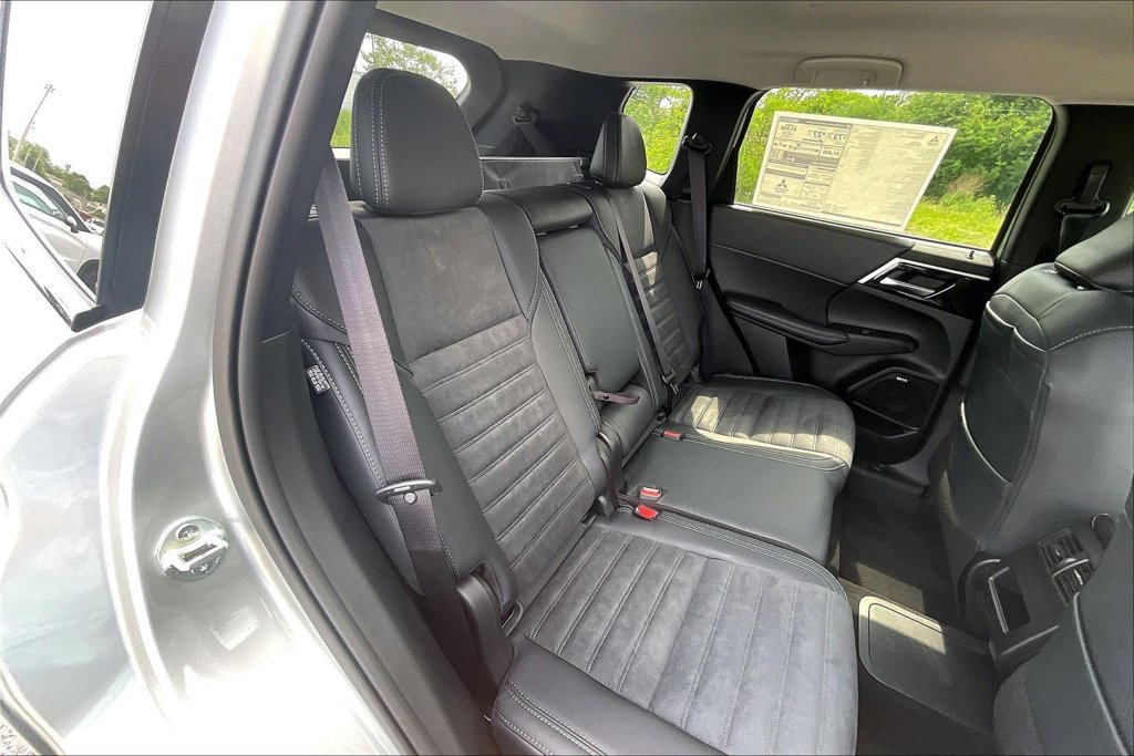 New 2026 Mitsubishi Outlander SE AWD/4WD image 9
