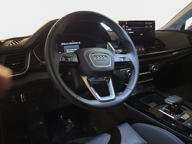 Used 2024 Audi Q5 2.0T Premium Plus AWD/4WD image 19
