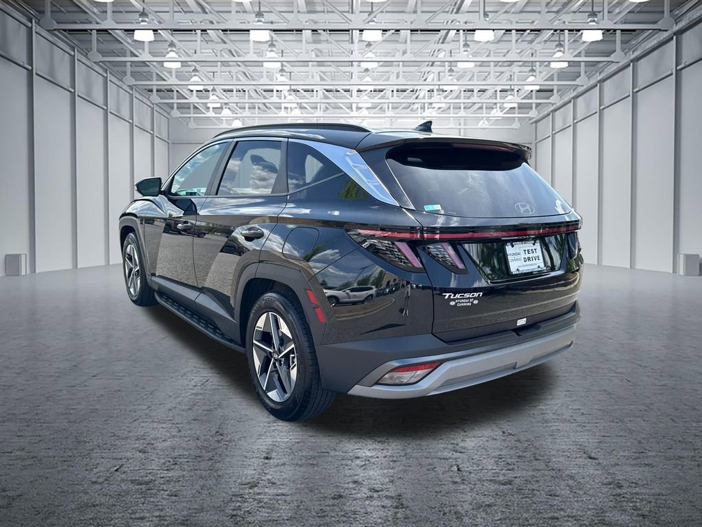 Certified 2025 Hyundai Tucson SEL FWD image 5