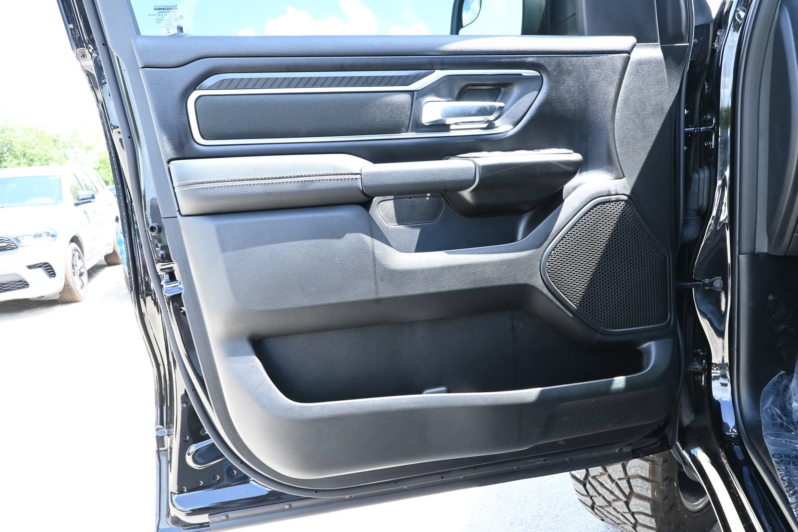 New 2026 RAM 1500 Lone Star w/ Night Edition AWD/4WD image 11