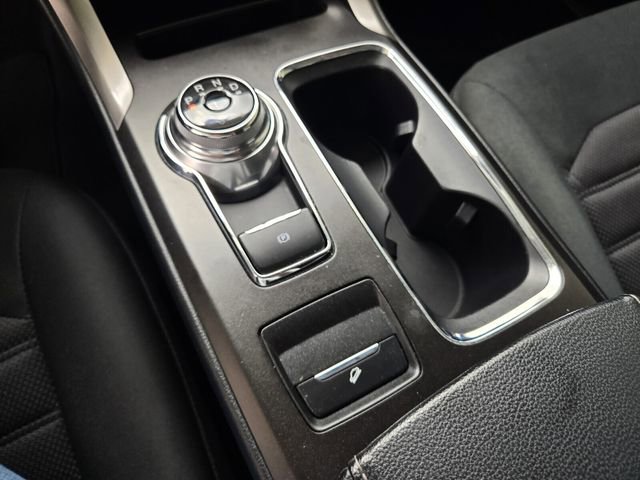 Used 2017 Ford Fusion SE w/ Fusion SE Technology Package image 21