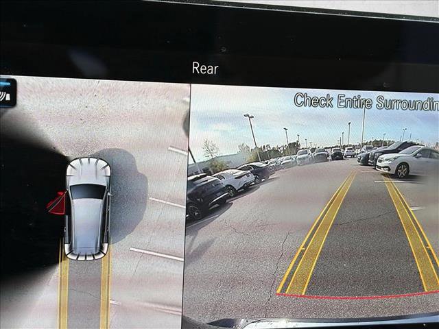 Used 2023 Mercedes-Benz GLB 250 image 10