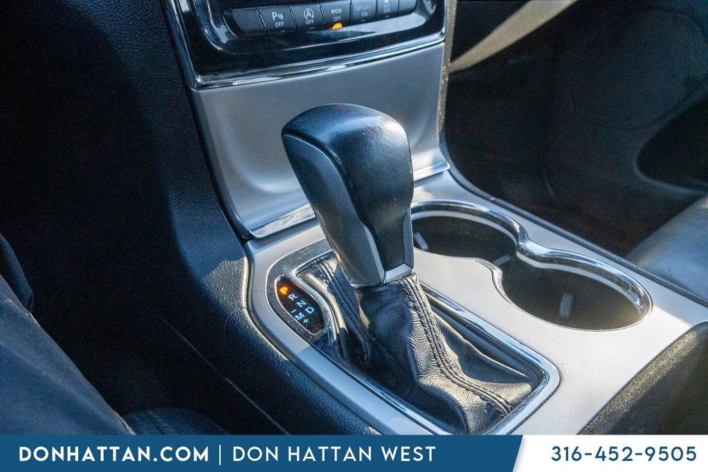 Used 2019 Jeep Grand Cherokee Limited image 11