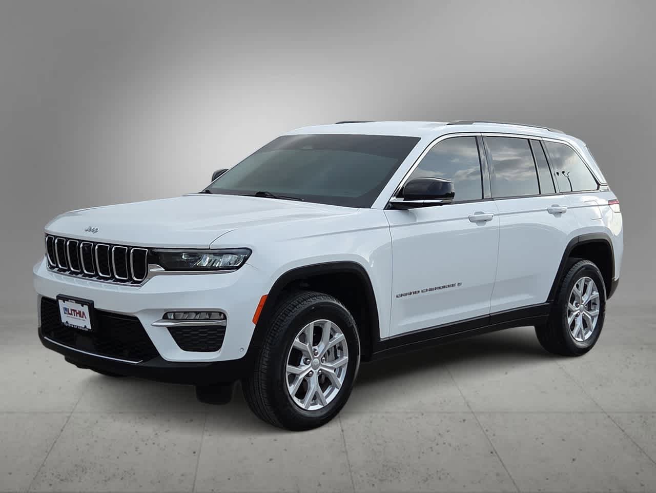 Used 2023 Jeep Grand Cherokee Limited w/ Luxury Tech Group II